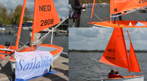 Donatie Adapcare aan Stichting Sailability